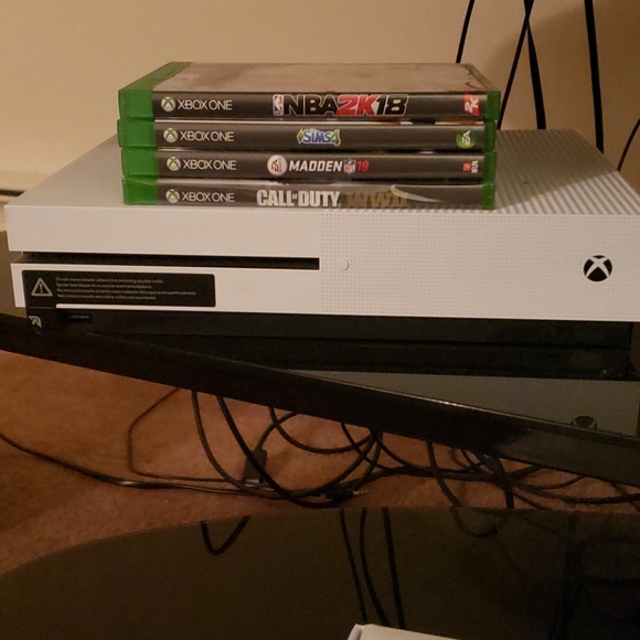 Xbox One - Picture 4 of 4